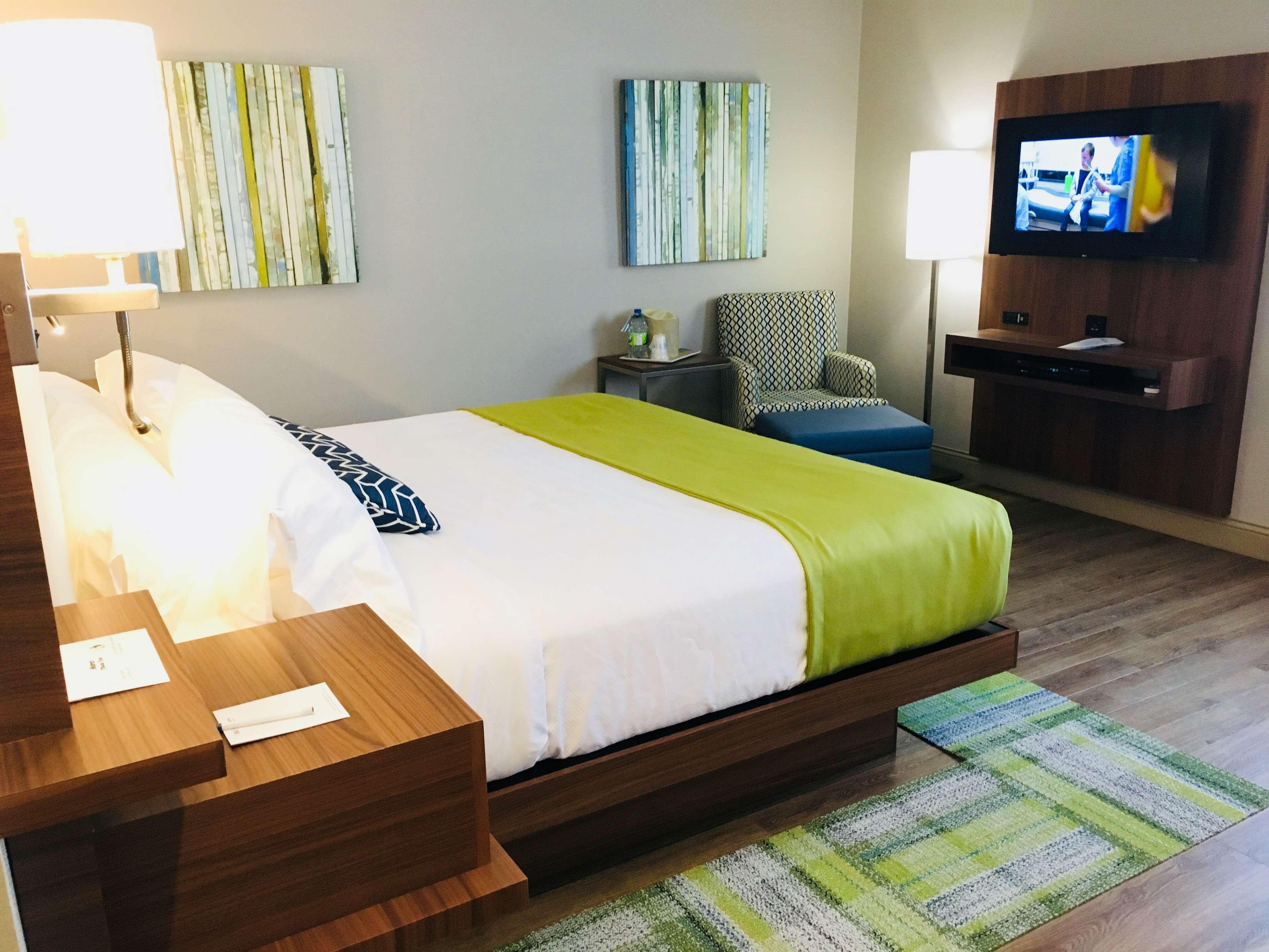 Best Western Plus Mont-Laurier Εξωτερικό φωτογραφία