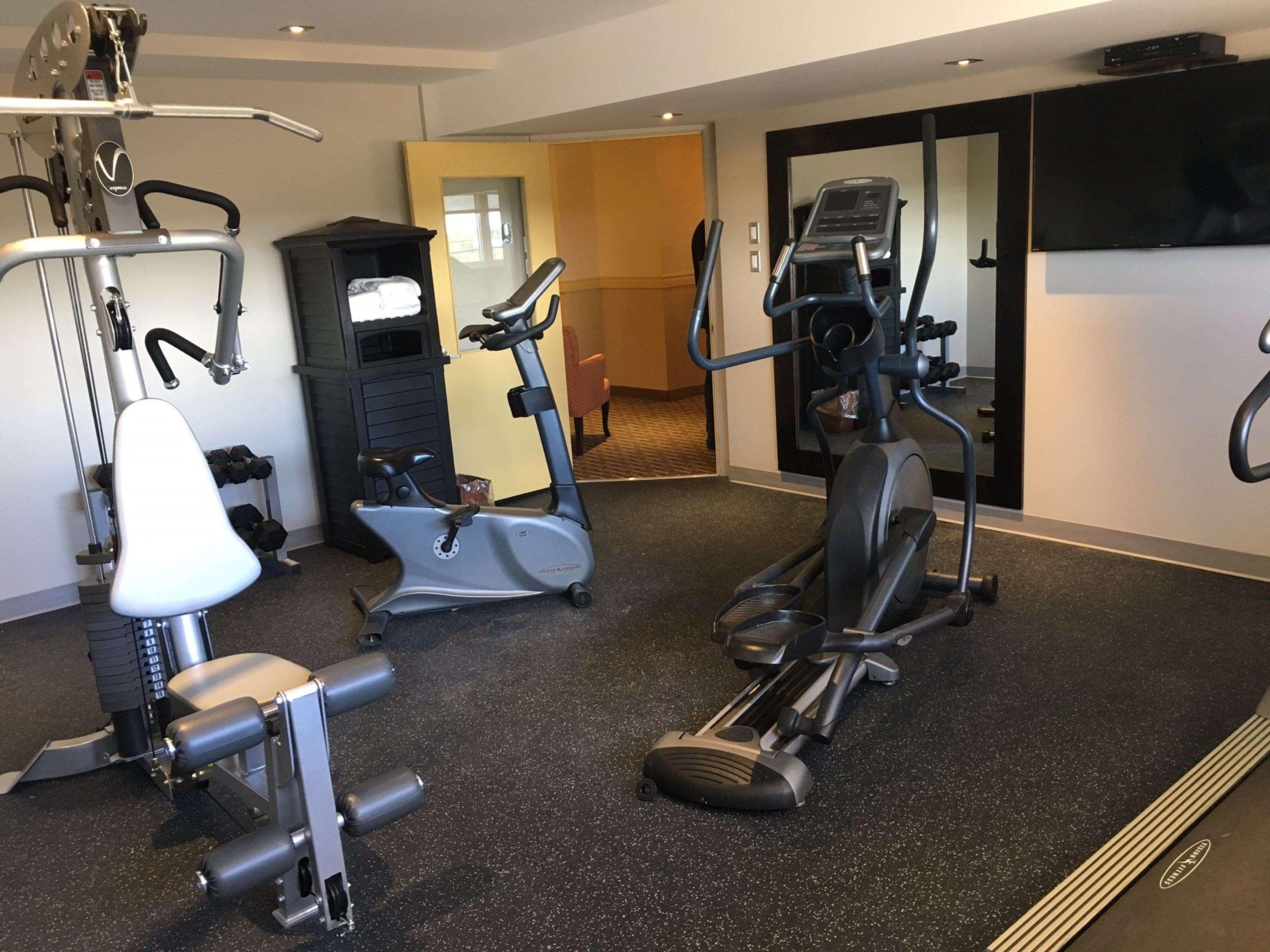 Best Western Plus Mont-Laurier Εξωτερικό φωτογραφία