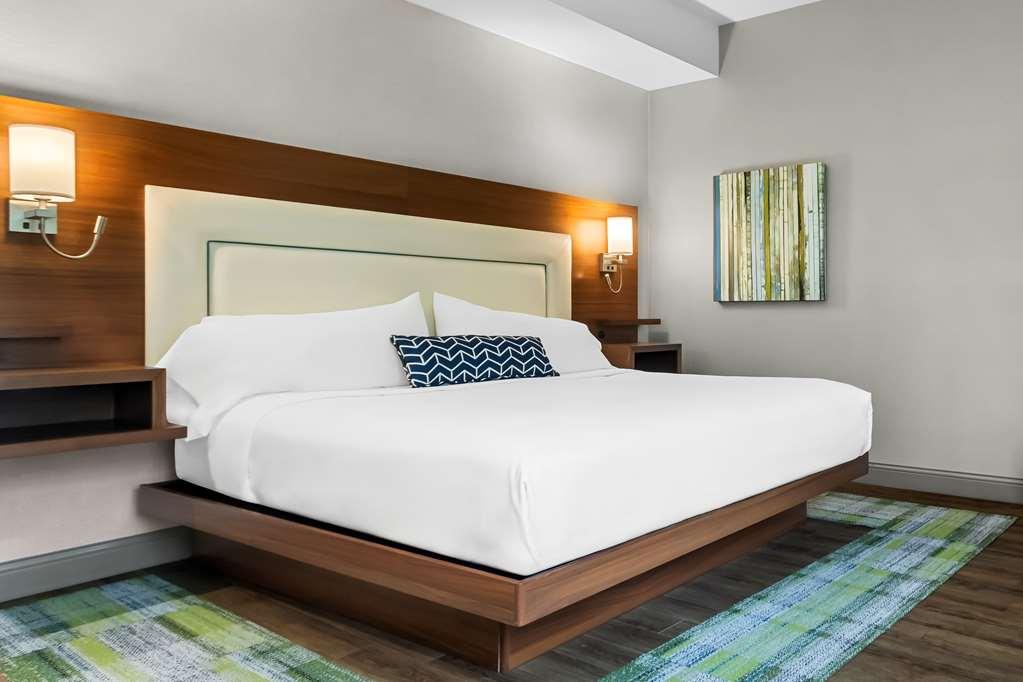 Best Western Plus Mont-Laurier Δωμάτιο φωτογραφία
