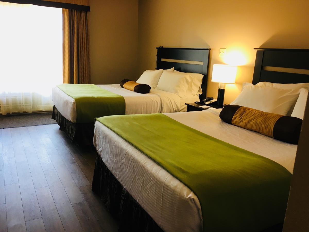 Best Western Plus Mont-Laurier Εξωτερικό φωτογραφία